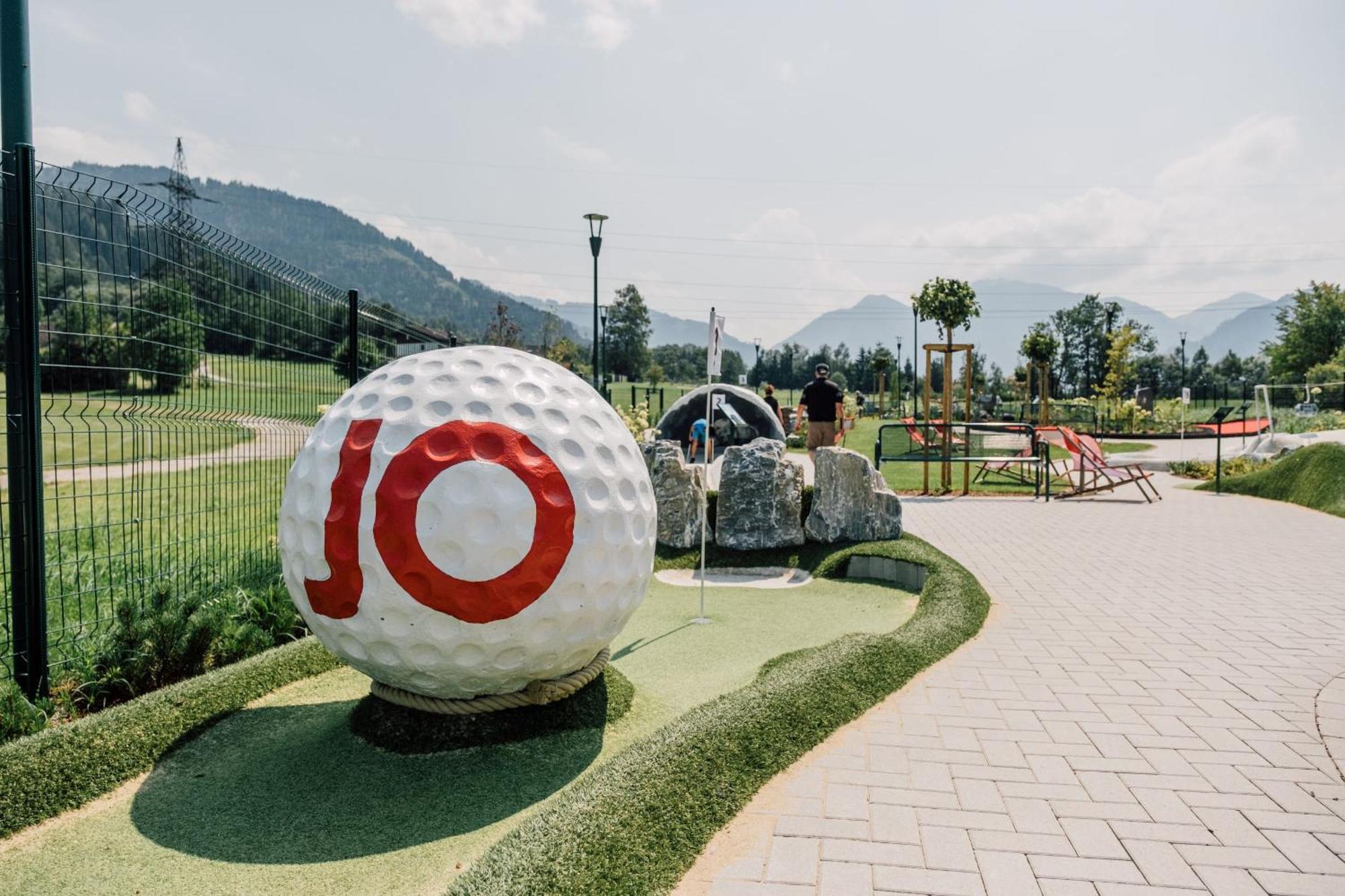 Hotel Forsthof Sankt Johann im Pongau Bagian luar foto